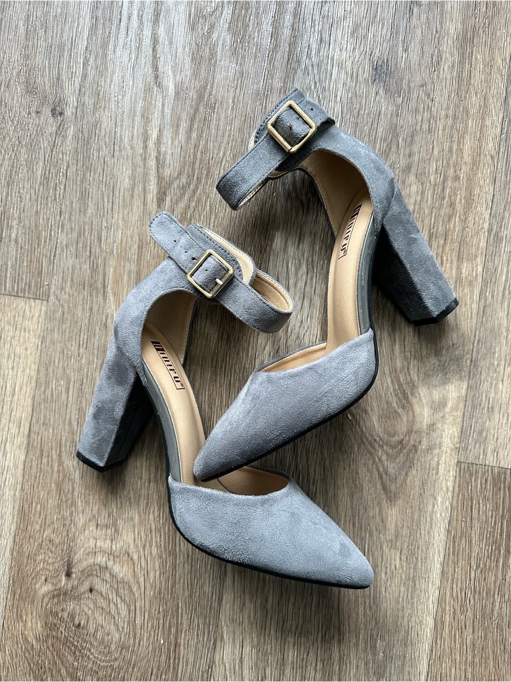 IDIFU Grey Suede Block Heel Pumps Ankle Strap Pointed Toe Shoes Size 7.5